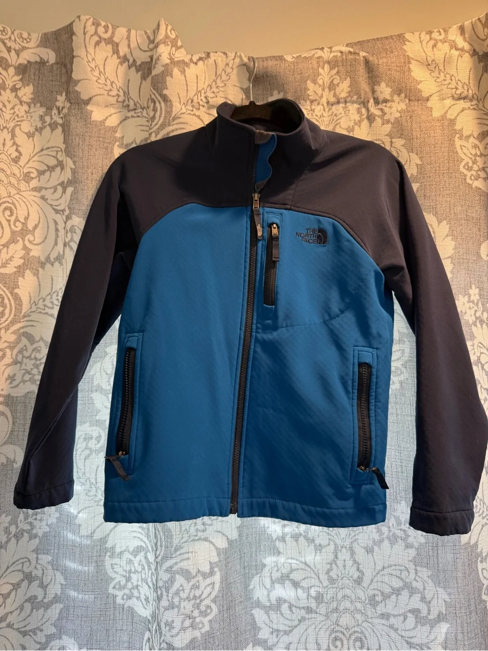 The North Face Navy & Dark Blue Boys' Jacket